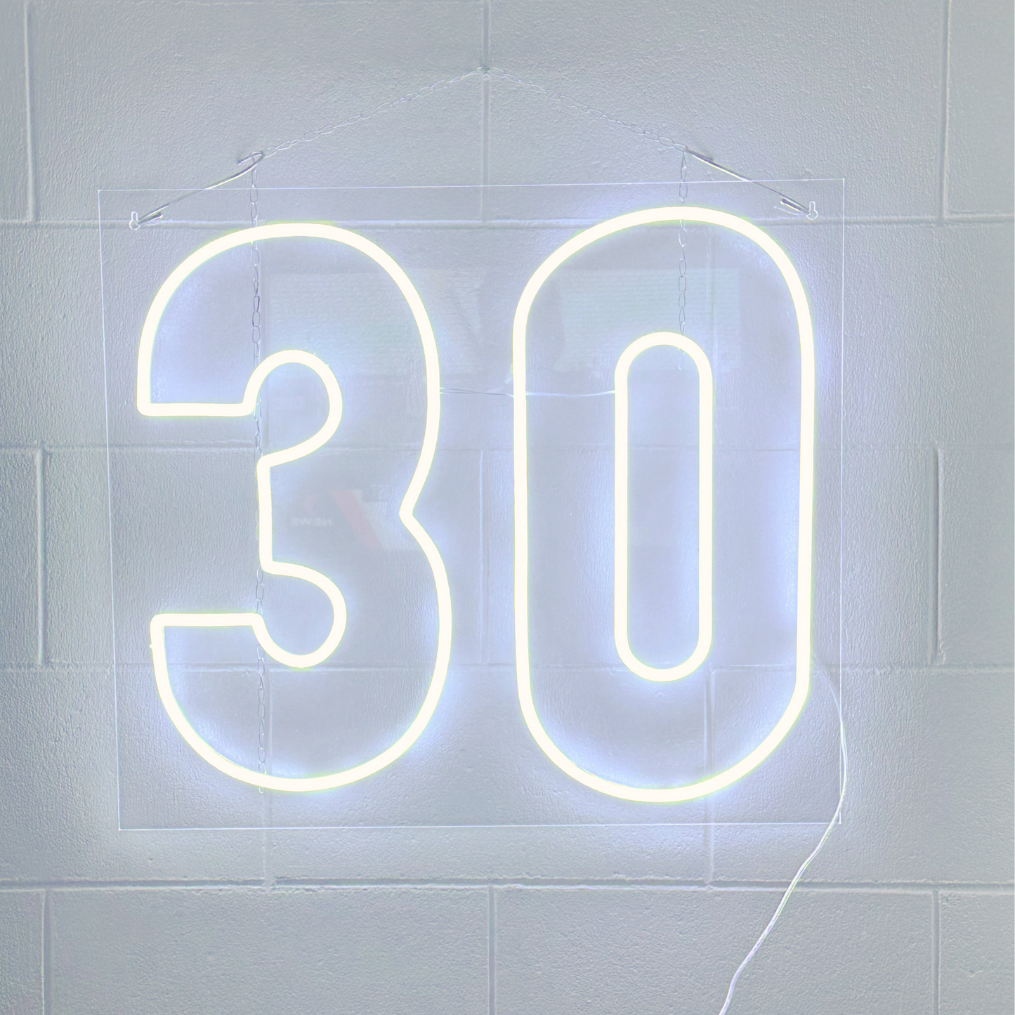 "30" Neon