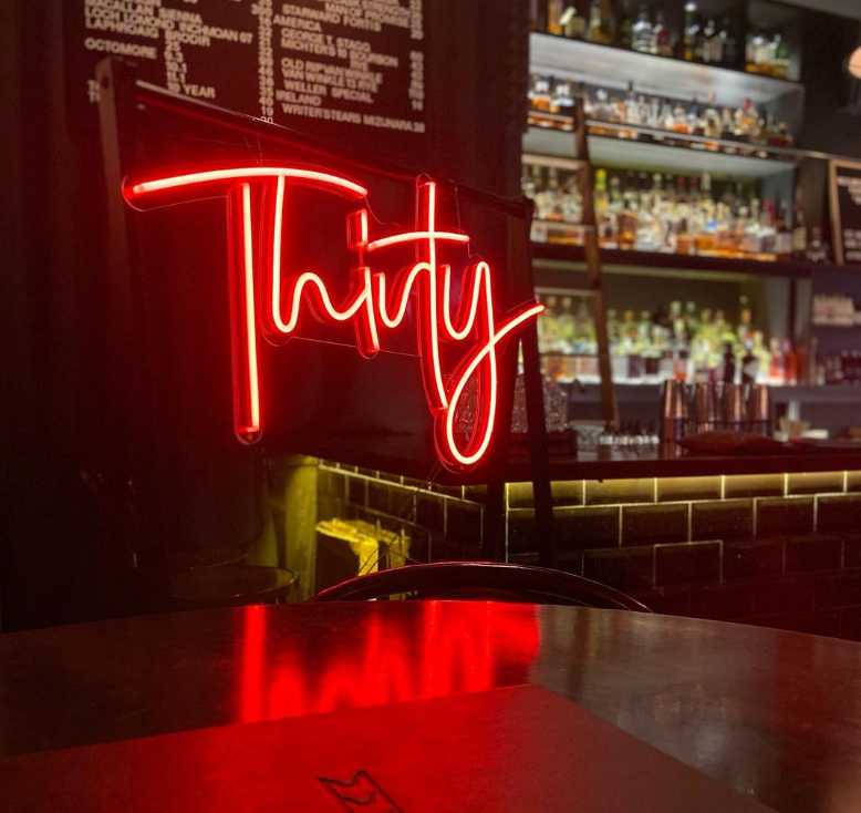 "30" Neon