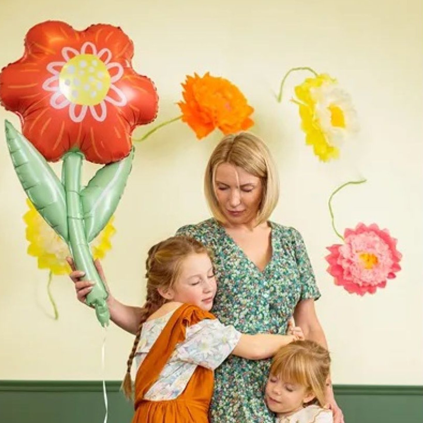 Red Flower 53cm x 96cm Foil Balloon